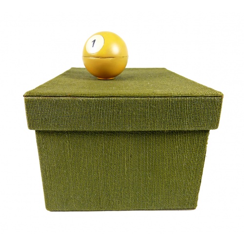 Lily & Marshall's Decorative Box and Ball 