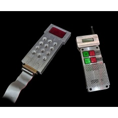 Howard Payne (Dennis Hopper) Bomb Detonator and Remote Control Device