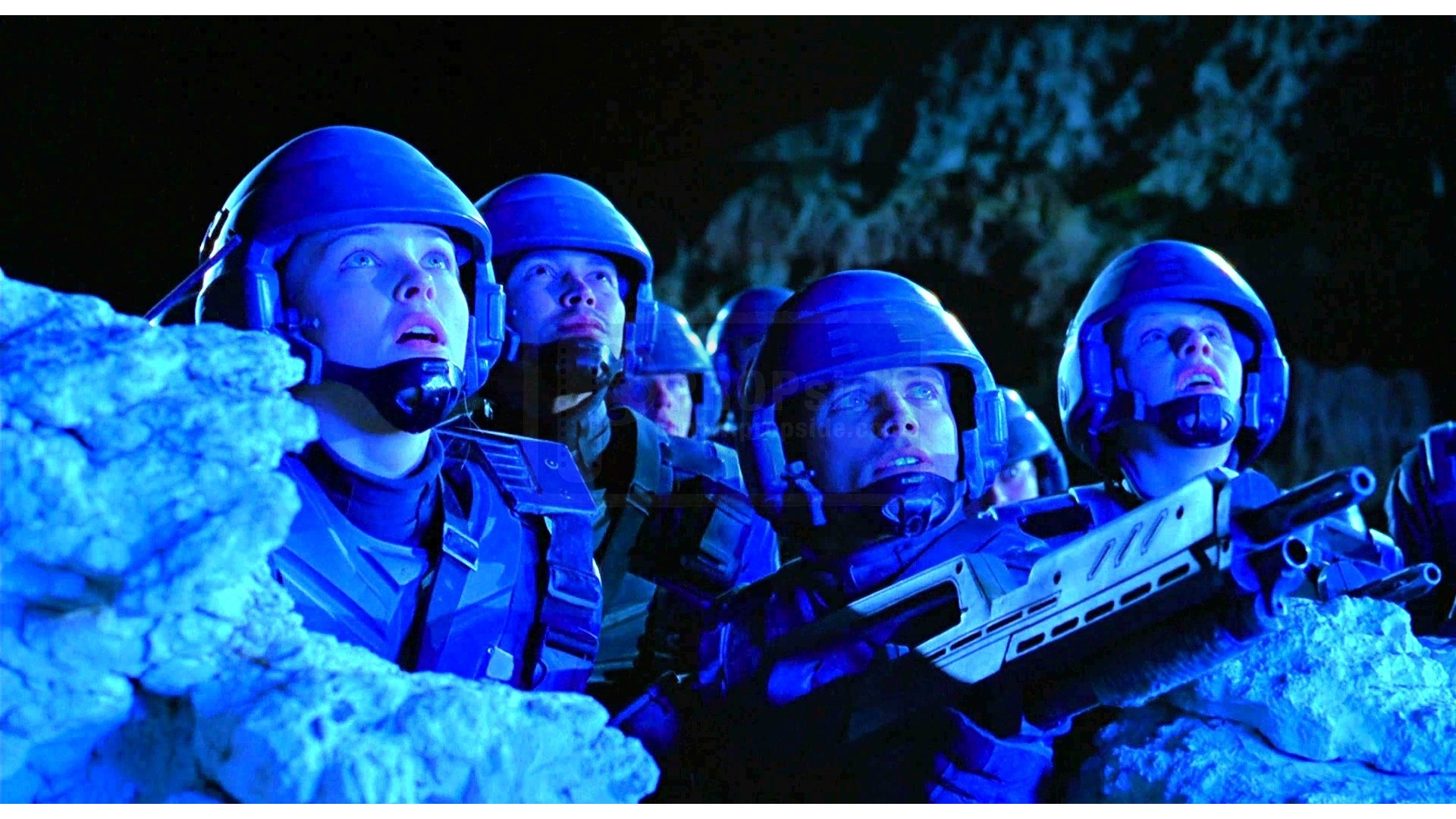 Звездный десант песня детская. Звездный десант 1997. Starship Troopers 1997 Morita. Звездный десант пехота.