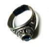 Set de Reloj y Anillos 'Hero' de Jo (Helen Hunt)