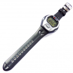 Reloj Monitor de Pulsaciones 'Polar' de Bruce Banner (Edward Norton) en el Hotel
